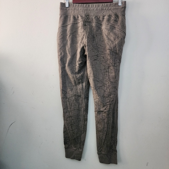 Lululemon Warm Down Jogger Pants  Thread Dye Slim Fit Mid Rise Cotton Terry  8 - Picture 2 of 9